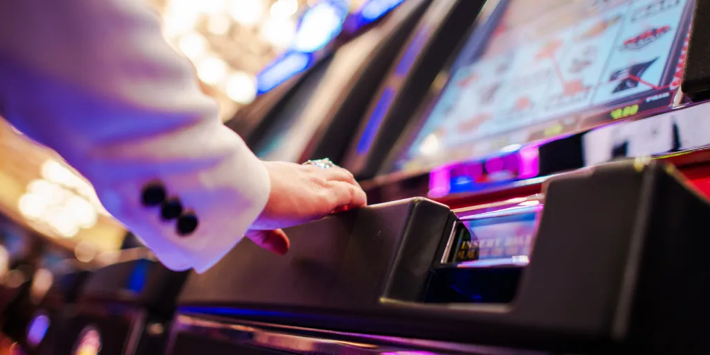 ท่องโลกของสล็อตยูฟ่า ประสบการณ์ความสนุกที่คุณไม่ควรพลาด